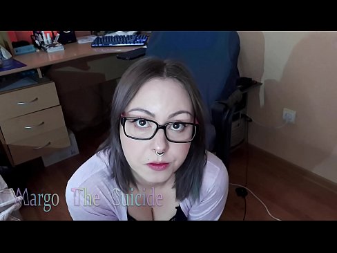 ❤️ Ko'zoynakli seksual qiz kamerada Dildoni chuqur so'radi ❤❌  seks da bizda ❌❤
